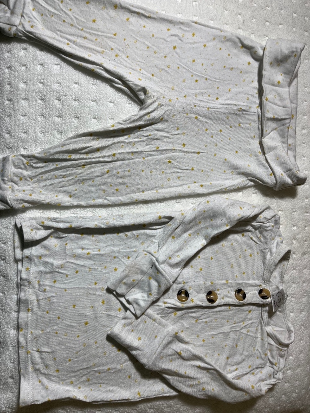 Lou Lou & Company 2 piece cozy outfit -white with gold stars